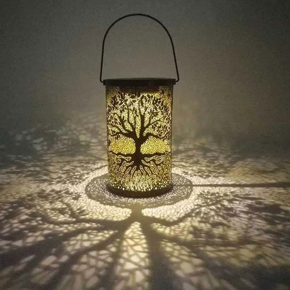 Maple Leaf Solar Garden Lantern - SolarLightHome