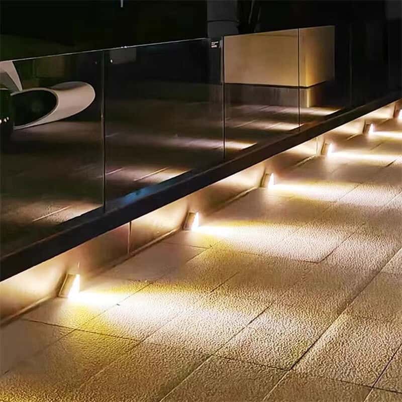 Smart Solar Step Light with Motion Detection - SolarLightHome