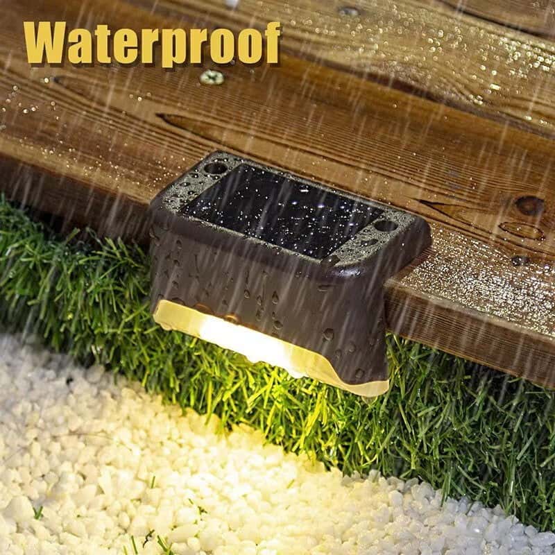 Solar Step Light with Dusk-to-Dawn Automation - SolarLightHome