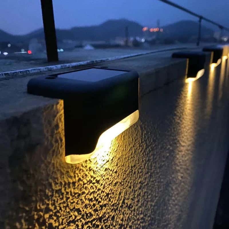 Solar Step Light with Dusk-to-Dawn Automation - SolarLightHome
