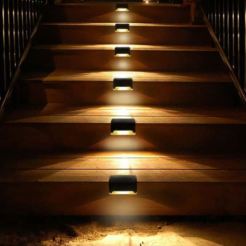 Solar Step Light with Dusk-to-Dawn Automation - SolarLightHome